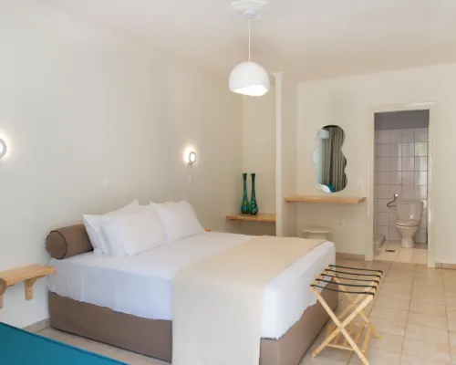 Ellinas Hotel Hotels near شاطئ ماربل