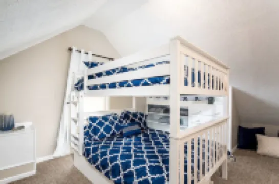 Weekday Work Trip or Weekend Fun: We fit everyone