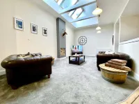 Luxury Executive 2Bed Apartment in Elgin-Free Parking & WiFi 2 Bathrooms Hotels in Elgin