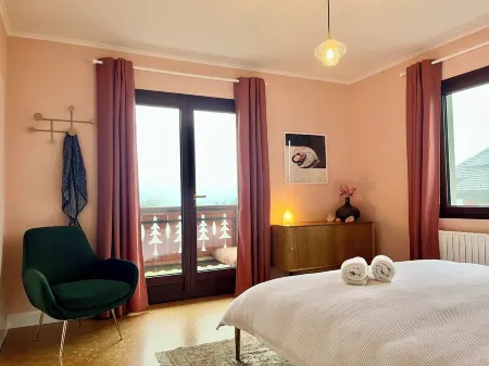 Onlymyflats - Fauna Flora