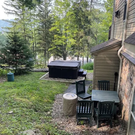 Bearly Believable By The Lake & WISP hot-tub/pets