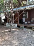Max's Place Next to landings, Boat parking, quiet and relaxing