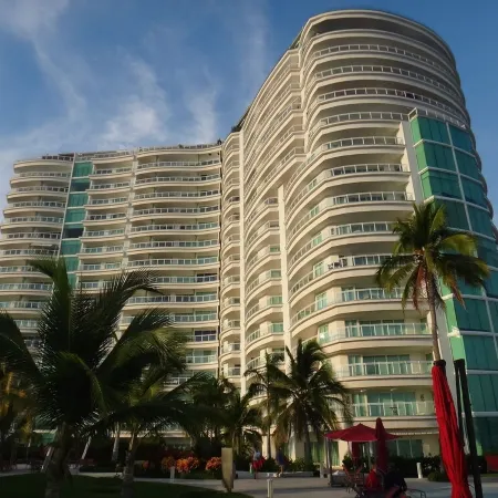 We Invite You To Enjoy Our Private Heaven At BVG Marina Ixtapa
