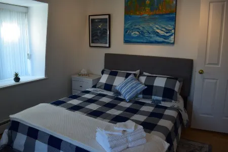 Quebec Château Richer Côte de Beaupré Canada rent a 4 ½ furnished plus more....