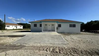 Rolleville Darling House 1 Bedroom Unit  호텔