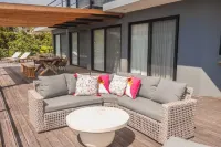 Villa with Stunning Isla Tortuga Seaview, Near Curu Park & Ferry in Blue Zone
