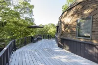 Hexagon shape cottage with pool & koi fish pond