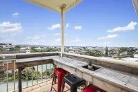 Beach Haven on The Hill