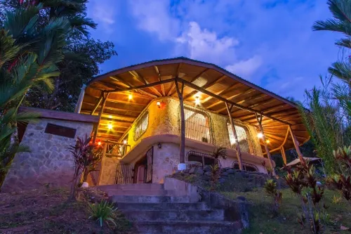 Casa Muy Facil Where Everything is Very Easy