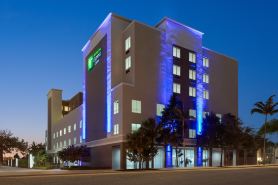 Holiday Inn Express & Suites FORT LAUDERDALE AIRPORT SOUTH by IHG