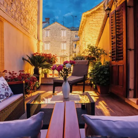 Old Town Villa Trogir Stars with Free Parking