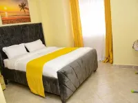 Stylish fully furnished 2 bedroom  2 bath in Kitale 5 min from city center Hotels in Kitale