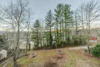 Hot Tub | Home Gym | 30 min to Ski Slopes