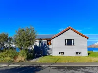 Spacious and comfortable house at the shore Hotels in Grenivík