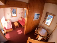 Beautiful duplex for 6 people in the Hameau du Mottaret (1800m) Hotels in Les Allues