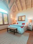 Villa Rosso Di Sera: 2 Minute Walk from the Beach Hotel in zona Turks and Caicos Island