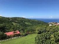 Pleasant STUDIO conditioning. CARBET in the North Caribbean ds ds 1 ventilated place quiet WIFI Hotels in Le Carbet