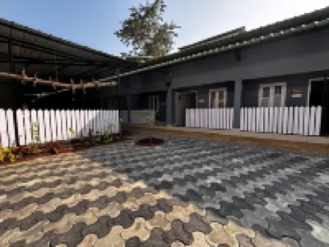 The Gulmohar Inn