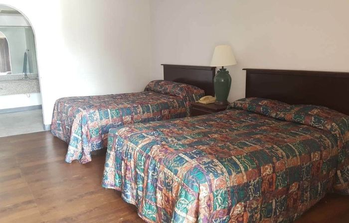 Cactus Inn and Suites