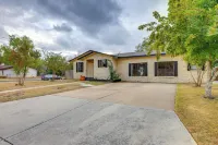 < 1 Mi to Dtwn: Home w/ Fenced Yard in Boerne! - Wifi