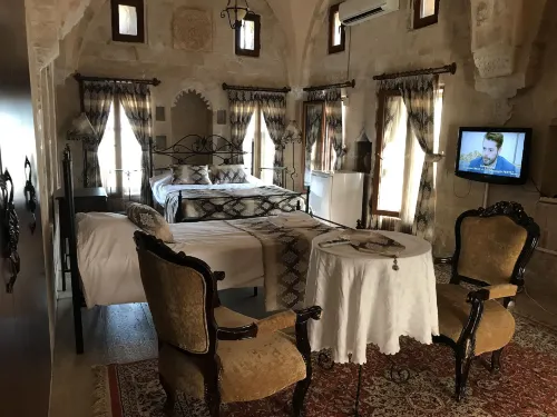 Kasr-I Abbas Hotel
