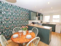 32 Friar Row