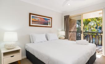 Bayside Court Apartments