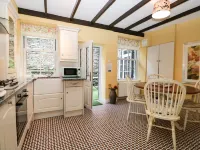 Little Brook Cottage