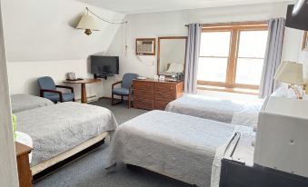 Lake Ontario Motel & Inn