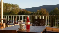 Hotel Seminario Aeropuerto Bilbao - Mountain view