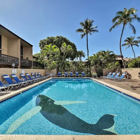 Garden View Condo w/ Pool - 400 Feet to Beach!