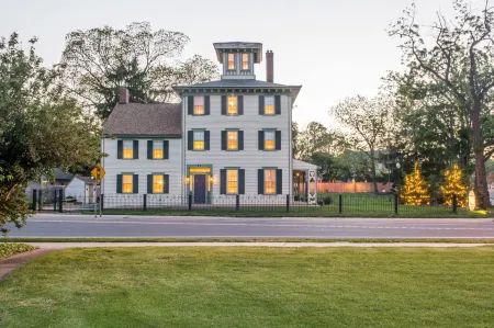 Jonathan Pitney House Отели в г. Абсекон