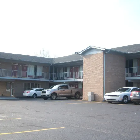 Budgetel Inn & Suites