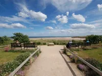 Claremount - Beach