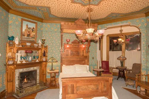 The Richards House Hotels in Dubuque