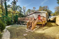 Step-Free Home w/ Fire Pit - 3 Miles to USC!