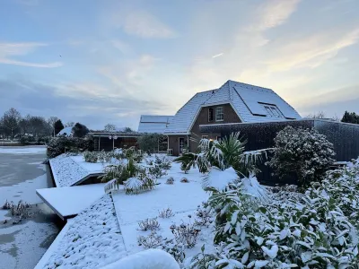 B&B de Wiekeborg Hotels near Scheemda
