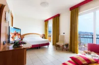 Piccolo Hotel - parking