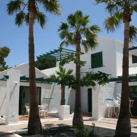 Apartamentos las Acacias