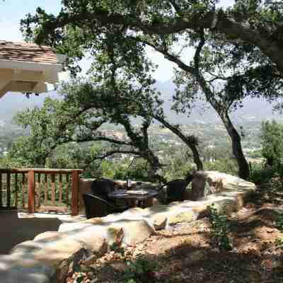 Ojai Retreat & Inn Hotel Exterior