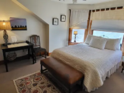 Bross Hotel B & B Hotels in Delta County