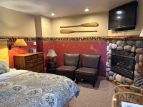 Chewuch Inn & Cabins Hotels in Winthrop