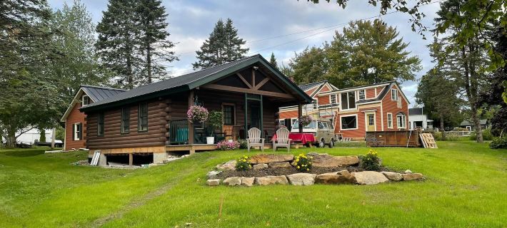 Beach Cottage Inn Hotels in Waldo County