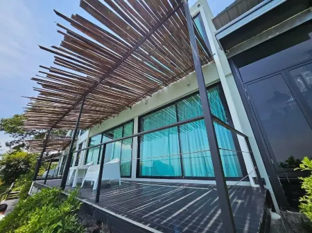 8IK88 Resort Отели рядом с достопримечательностью «Bang Rong»