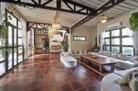 Paradise Beach Lodge Hotels in Malpais