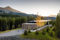 5 Thistle Way 4 Bedroom Home by Moonlight Basin Lodging