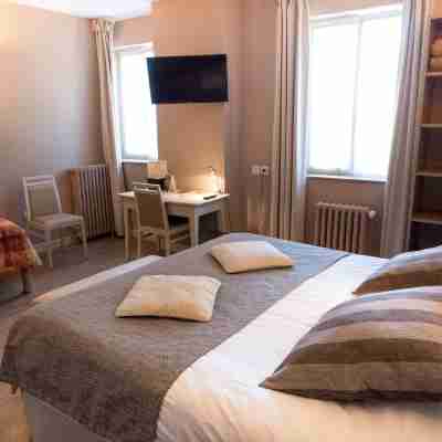 Logis Auberge du Valburgeois Rooms