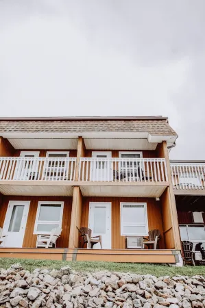 La Place Rendez-Vous Hotel Отели в г. Форт Франсес