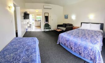 Cambrian Lodge Motel