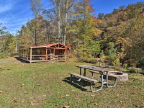 帕森斯忠誠小屋配有火坑！ 塔克縣住宿飯店